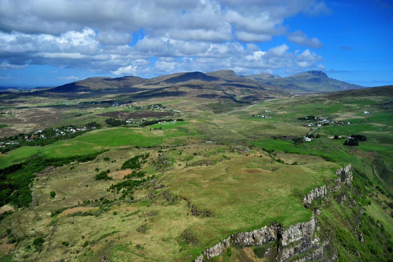 Rowan Cottage Self Catering Portree Exteriör bild